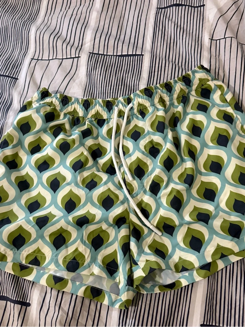 Boohoo Mens Green & Blue Geometric Print Swim Trunks